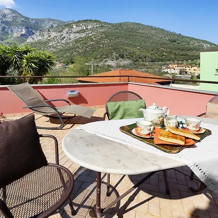 Melograno La Ferla アパート