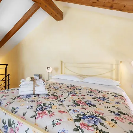 Apartment Melograno La Ferla